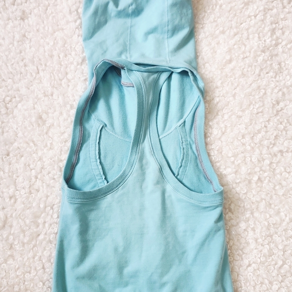 Lululemon Athletica Sz 4 Turquoise Blue Sleeveless Tank Hoodie Sporty&Casual Y2K - Picture 4 of 12